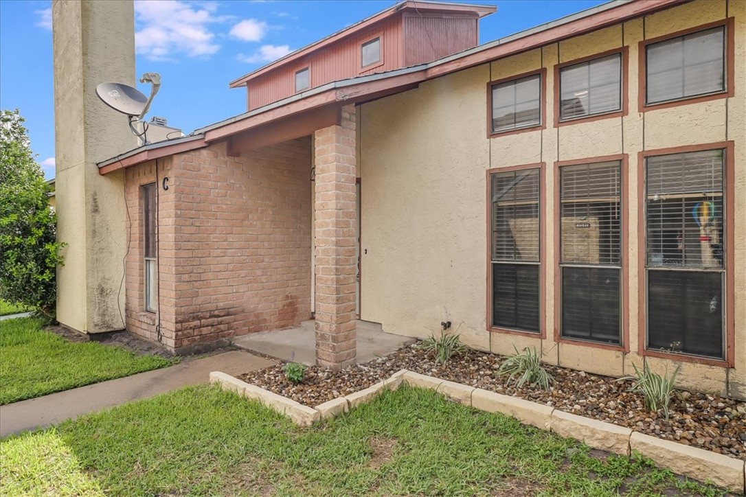 11205 Willowood Creek Dr C Corpus Christi TX 78410