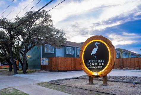 1806 Highway 35 N A-5 Rockport TX 78382