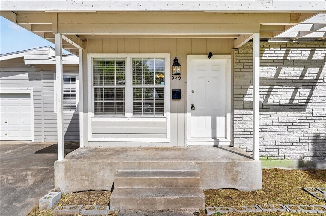 929 Ashland Drive Corpus Christi TX 78412