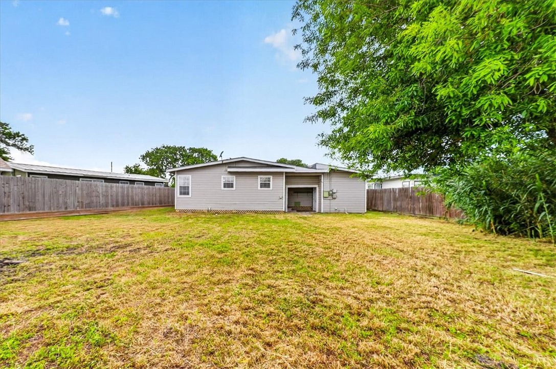 929 Ashland Drive Corpus Christi TX 78412