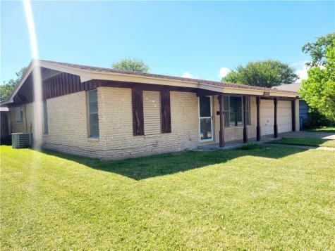 1305 Dallas Street Portland TX 78374