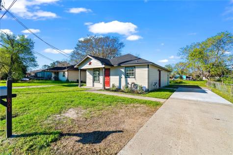 804 Avenue B Sinton TX 78387