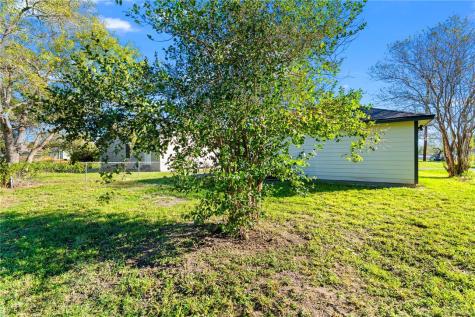 804 Avenue B Sinton TX 78387