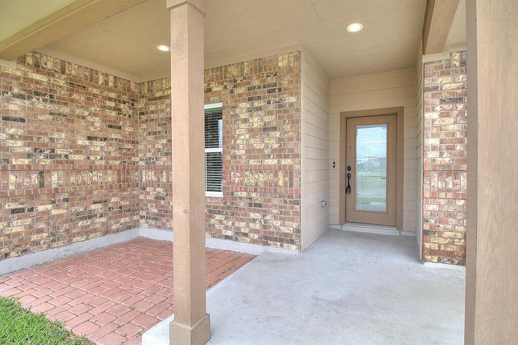 3502 De Zevala Street Corpus Christi TX 78414