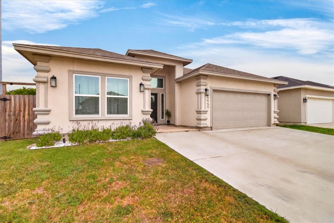 2445 Manuel Corpus Christi TX 78414