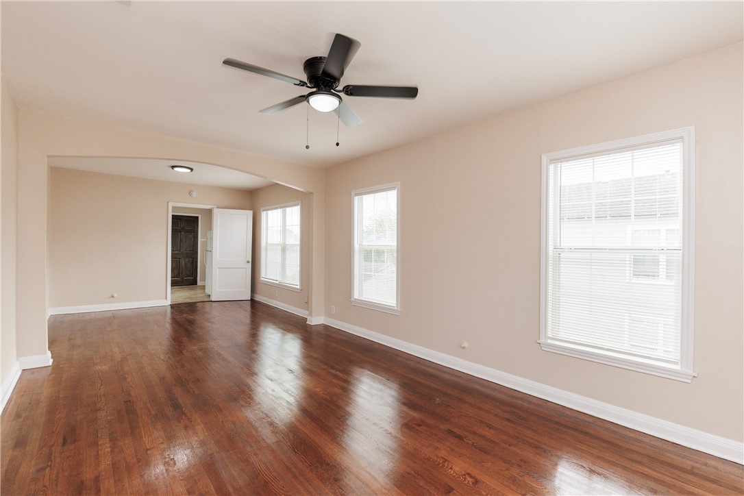 465 Texas Avenue Corpus Christi TX 78404