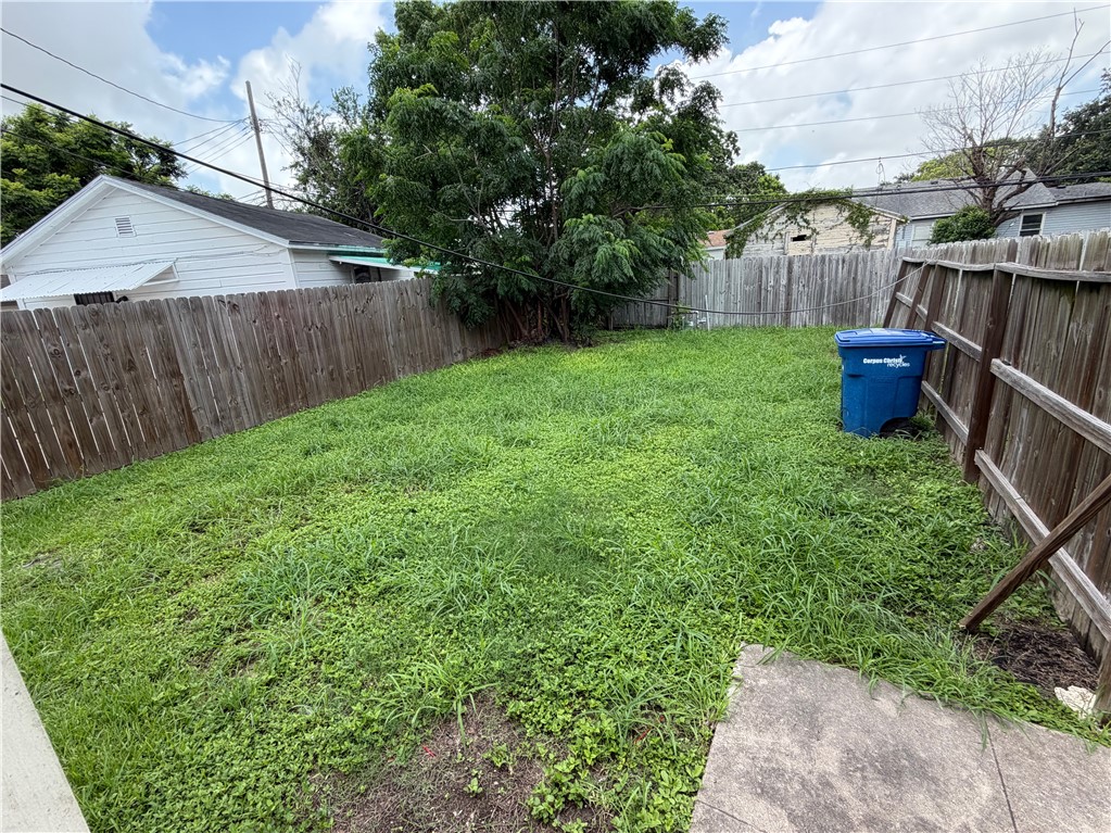 1533 Lazy B Corpus Christi TX 78415