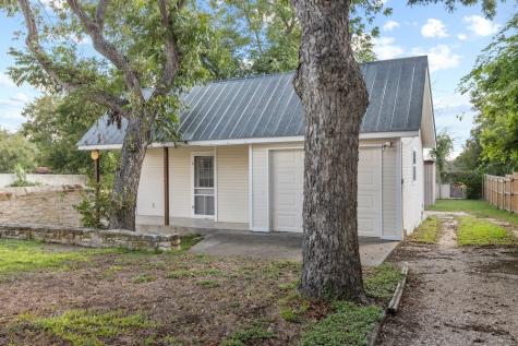 421 W Main Street Fredericksburg TX 78624
