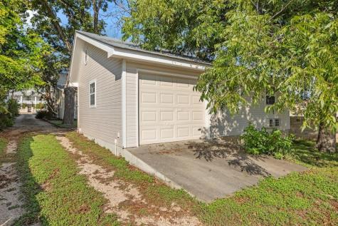 421 W Main Street Fredericksburg TX 78624