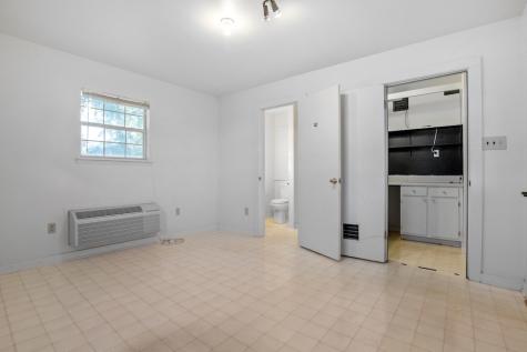 421 W Main Street Fredericksburg TX 78624