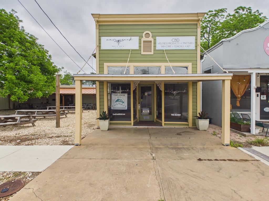 609 W Main Street Fredericksburg TX 78624