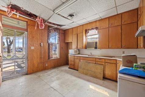 402 S Adams Street Fredericksburg TX 78624