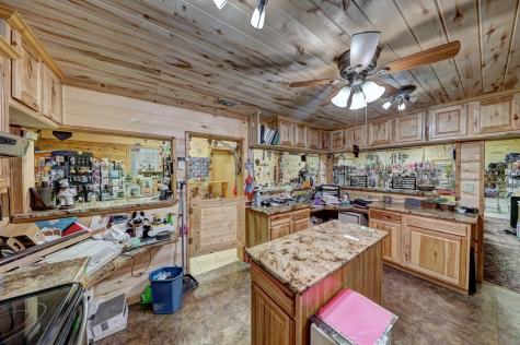 109 11th Street Junction TX 76849