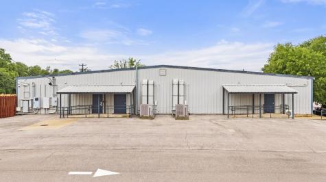 1506 N Us Highway 281 Johnson City TX 78636