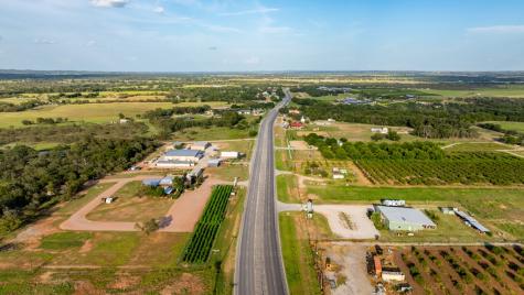 10034, 10046 E Us Highway 290 Fredericksburg TX 78624