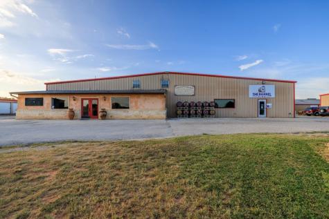 10034, 10046 E Us Highway 290 Fredericksburg TX 78624