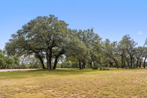 214 Edmonds Avenue Johnson City TX 78606