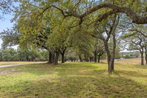 214 Edmonds Avenue Johnson City TX 78606