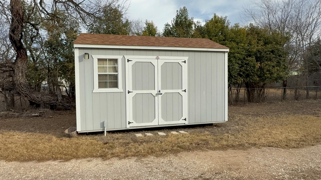 109 S 15th Street Junction TX 76849