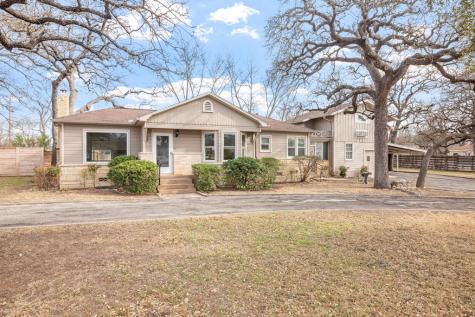 707 N Milam Street Fredericksburg TX 78624