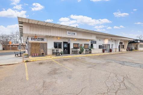 905 E Main Street Fredericksburg TX 78624