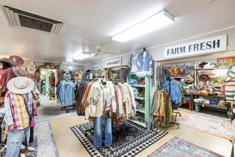 905 E Main Street Fredericksburg TX 78624