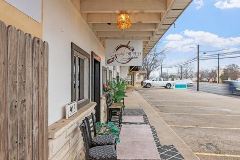 905 E Main Street Fredericksburg TX 78624