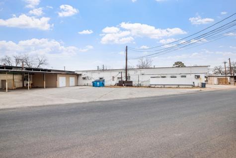 905 E Main Street Fredericksburg TX 78624
