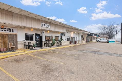 905 E Main Street Fredericksburg TX 78624