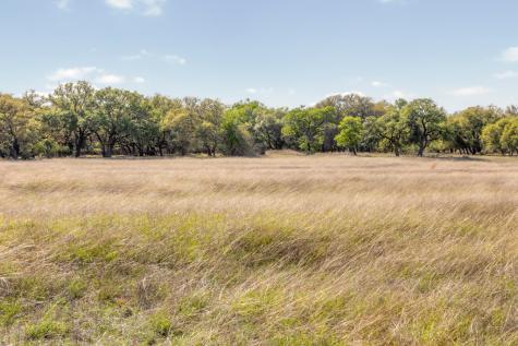 9695 Us Highway 290 Hye TX 78635