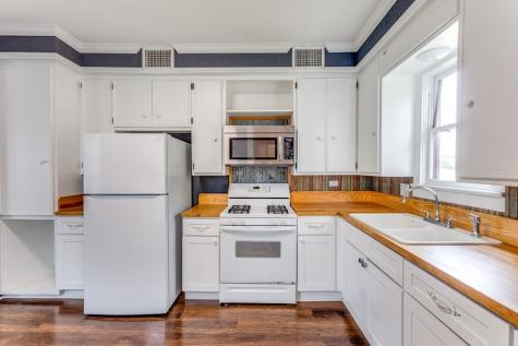 1600 Ford Street Llano TX 78643