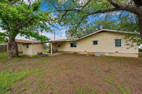 131 W Lower Crabapple Road Fredericksburg TX 78624