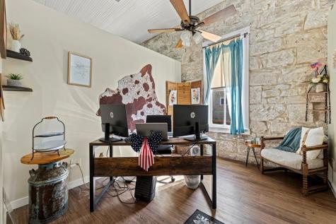 23654 W Us Highway 290 Harper TX 78631