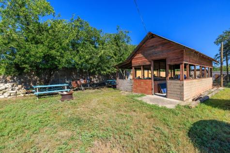 23654 W Us Highway 290 Harper TX 78631