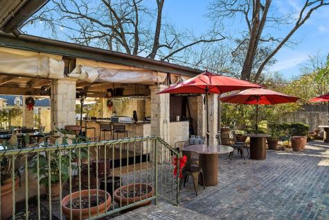 803 E Main Street Fredericksburg TX 78624