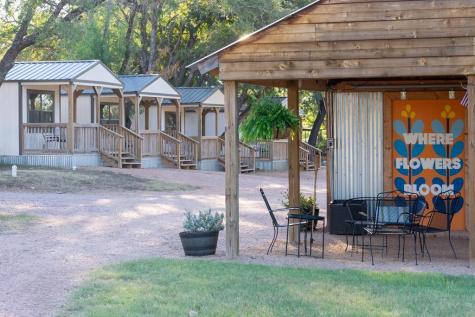 14818 E Us Highway 290 Stonewall TX 78671