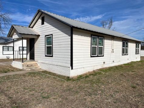 903 Bevans Street Menard TX 76859