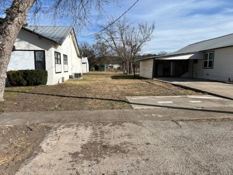 903 Bevans Street Menard TX 76859