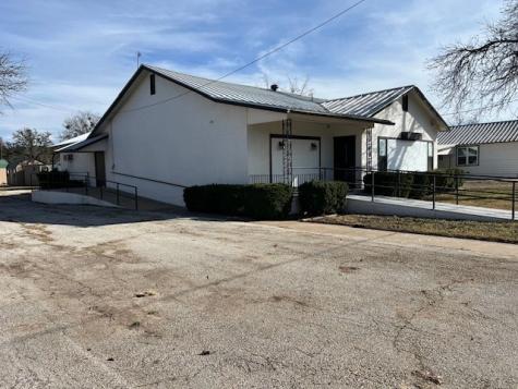 903 Bevans Street Menard TX 76859