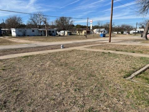 903 Bevans Street Menard TX 76859
