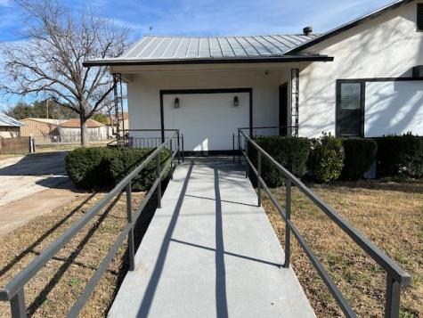 903 Bevans Street Menard TX 76859