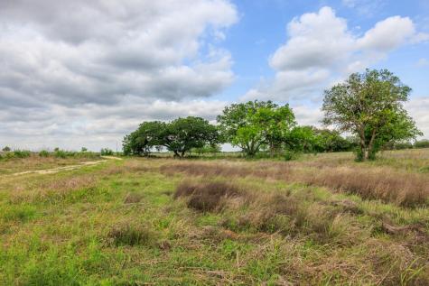 14445 E Us Highway 290 Stonewall TX 78671