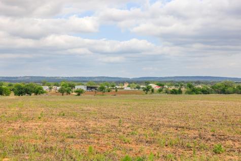 14445 E Us Highway 290 Stonewall TX 78671