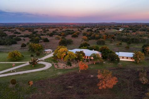 4205 Fredericksburg Road Kerrville TX 78028