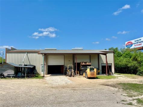1698 S Us Highway 281 Blanco TX 78606