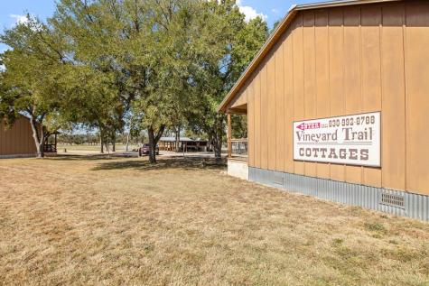 10296 E Us Highway 290 Fredericksburg TX 78624