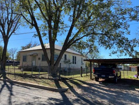 513 S Milam Street Fredericksburg TX 78624
