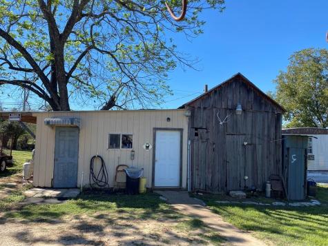 513 S Milam Street Fredericksburg TX 78624