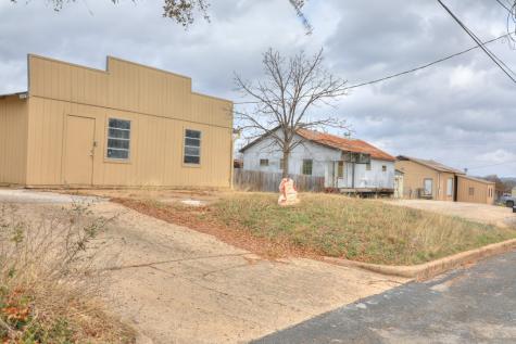 432 S Lincoln Fredericksburg TX 78624