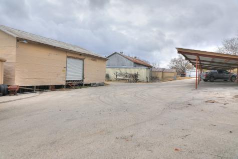 432 S Lincoln Fredericksburg TX 78624